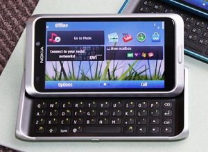 Unlocked Nokia E7 Touchscreen QWERTY Keyboard GPS 8MP Smartphone---black,blue,gray