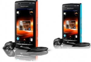 Unlocked Sony Ericsson W8/E16i GSM WiFi 3G Cell Phone---Red,Blue,Orange