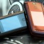 UNLOCKED MOTOROLA RAZR2 V8 LUXURY EDITION 2GB CELL PHONE---Black, Blue,gold