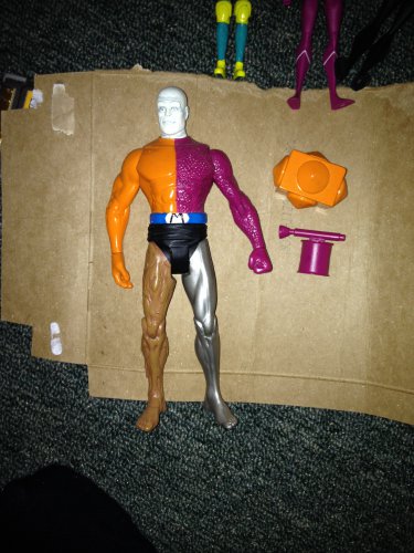 DC Comics Metamorpho The Element Man – Action Figure Deluxe 6,5" Con Mani Intercambiabili E Base Elemento - 4