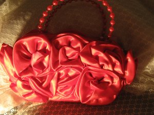 Very chic red retro roses bag