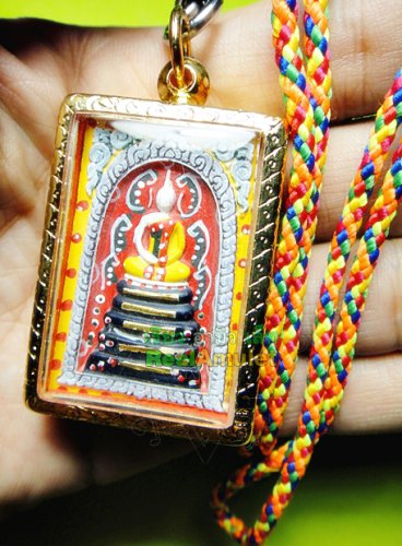 8983-THAI REAL AMULET 18K PENDANT SOMDEJ HAND PAINT LP KOON GOLDEN 19 TAKUD 1994