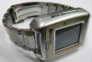   UNLOCKED GSM TRI-BAND CELL PHONE WATCH TOUCH SCREEN