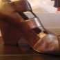 BRAND NEW SOFT SURROUNDINGS SANDALS HEEL SOFT BEIGE LEATHER STRAPS SZ 11M