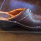 BRAND NEW BORN MULES / CLOGS BROWN LEATHER UPPER BEIGE STITCHING ON TOP SZ 10M