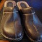 BRAND NEW BORN MULES / CLOGS BROWN LEATHER UPPER BEIGE STITCHING ON TOP SZ 10M