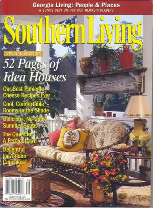 Southern Living Magazine - August 2001