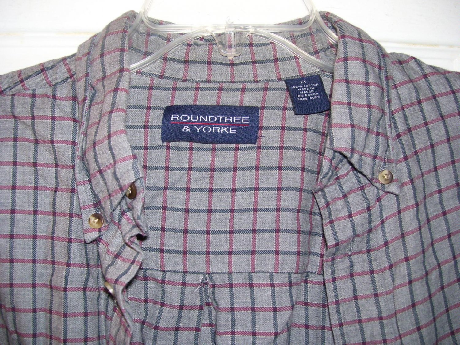 Vintage Men's Roundtree & Yorke Shirt, Size: Medium ( M )