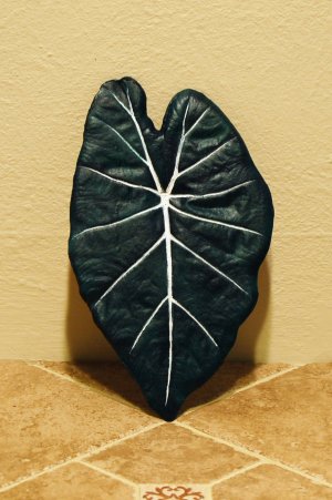 Cement Alocasia Leaf