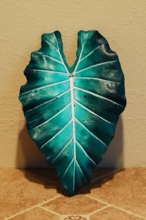 Cement Alocasia Leaf