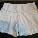 Liz Lange Maternity White Cotton Shorts Womens L 14 XL