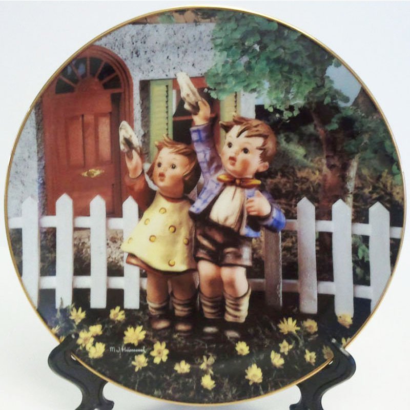Hummel Come Back Soon Collectors Plate Little Companions 23K Gold Trim Danbury Mint Registered