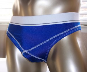 RA402 Hot Sexy Men Bikini Detailed Front Contour Pouch