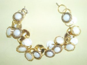 WHITE GOLD CHARM BUTTON BRACELET