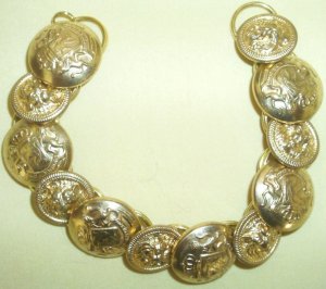 GOLD METAL BUTTON BRACELET