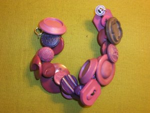THE COLOR PURPLE BUTTON BRACELET