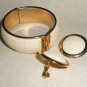 Sara Coventry set