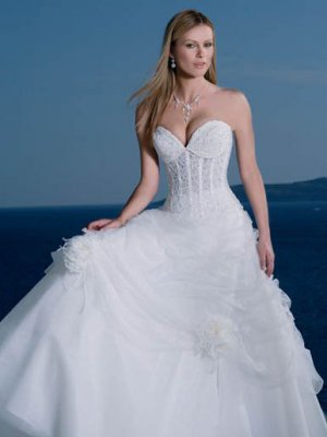 custom made floor-lenght Ball Gown white organza wedding dress 105