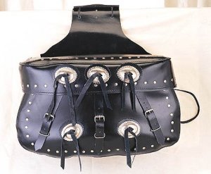 Big Saddlebag w/ Concho & Studs, Straight