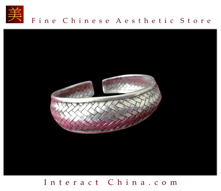 Tribal Silver Cuff Bracelet Chinese Ethnic Hmong Miao Jewelry #206 Unique Handmade