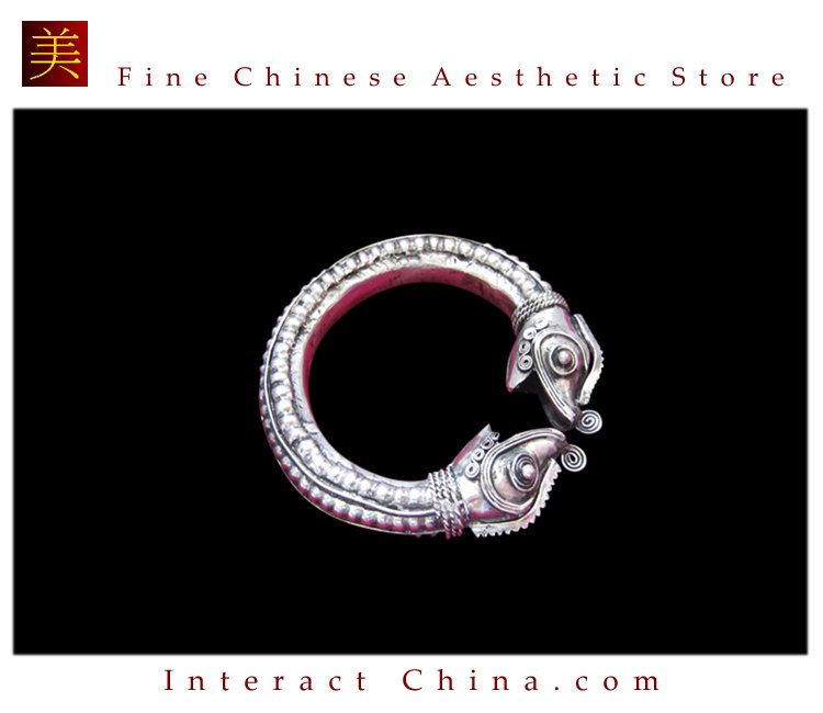 Tribal Silver Cuff Bracelet Chinese Ethnic Hmong Miao Jewelry #211 Unique Handmade