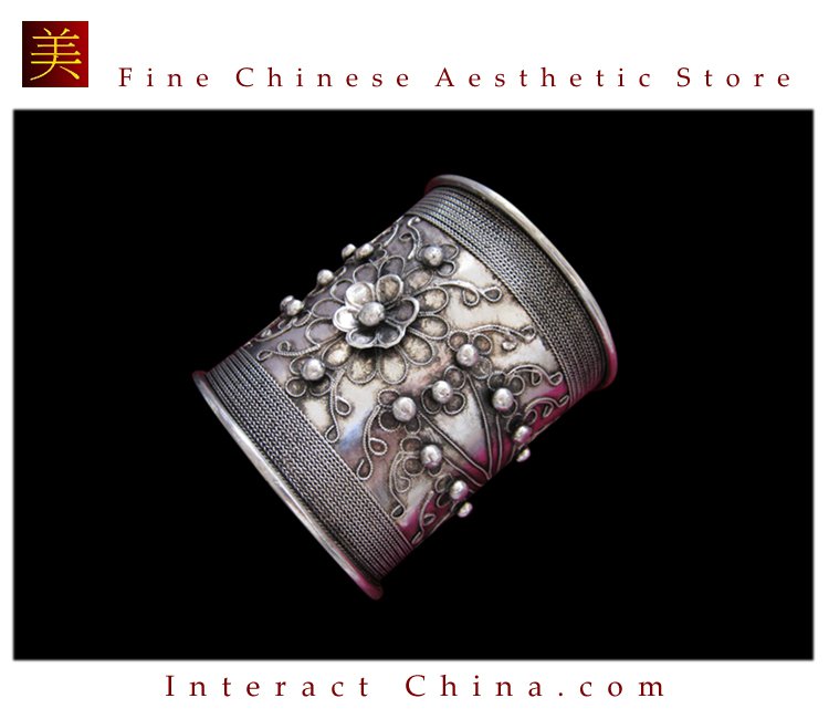 Tribal Silver Cuff Bracelet Chinese Ethnic Hmong Miao Jewelry #224 Unique Handmade