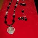 051 White & Black Necklace Set