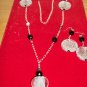 052 Bold White & Black Necklace Set