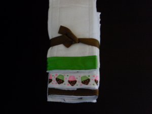 Cupcake burp cloth!