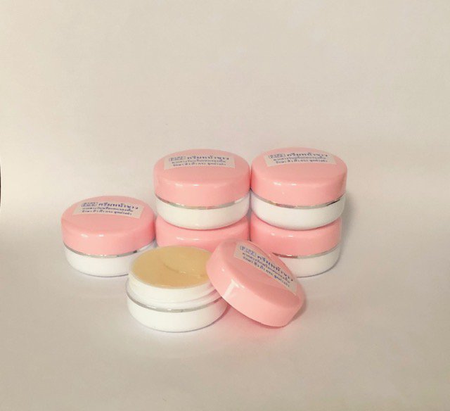 6 PCS of THAI BABY FACE Whitening Cream Fruit Extract Melasma Dark Spots Night Cream 5g.