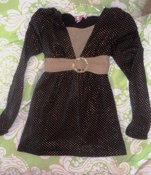 Really Pretty Shirt..Ties in Back&acirc;�&yen;