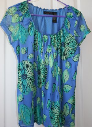 Floral Axcess Large Top