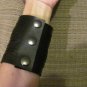 Wide Slit Cuff
