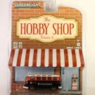 GreenLight GREEN MACHINE 1964 Volkswagen Samba Bus w/Vintage Gas Pump CHASE