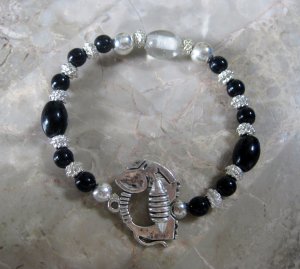 Black & White Beaded Elephant Bracelet