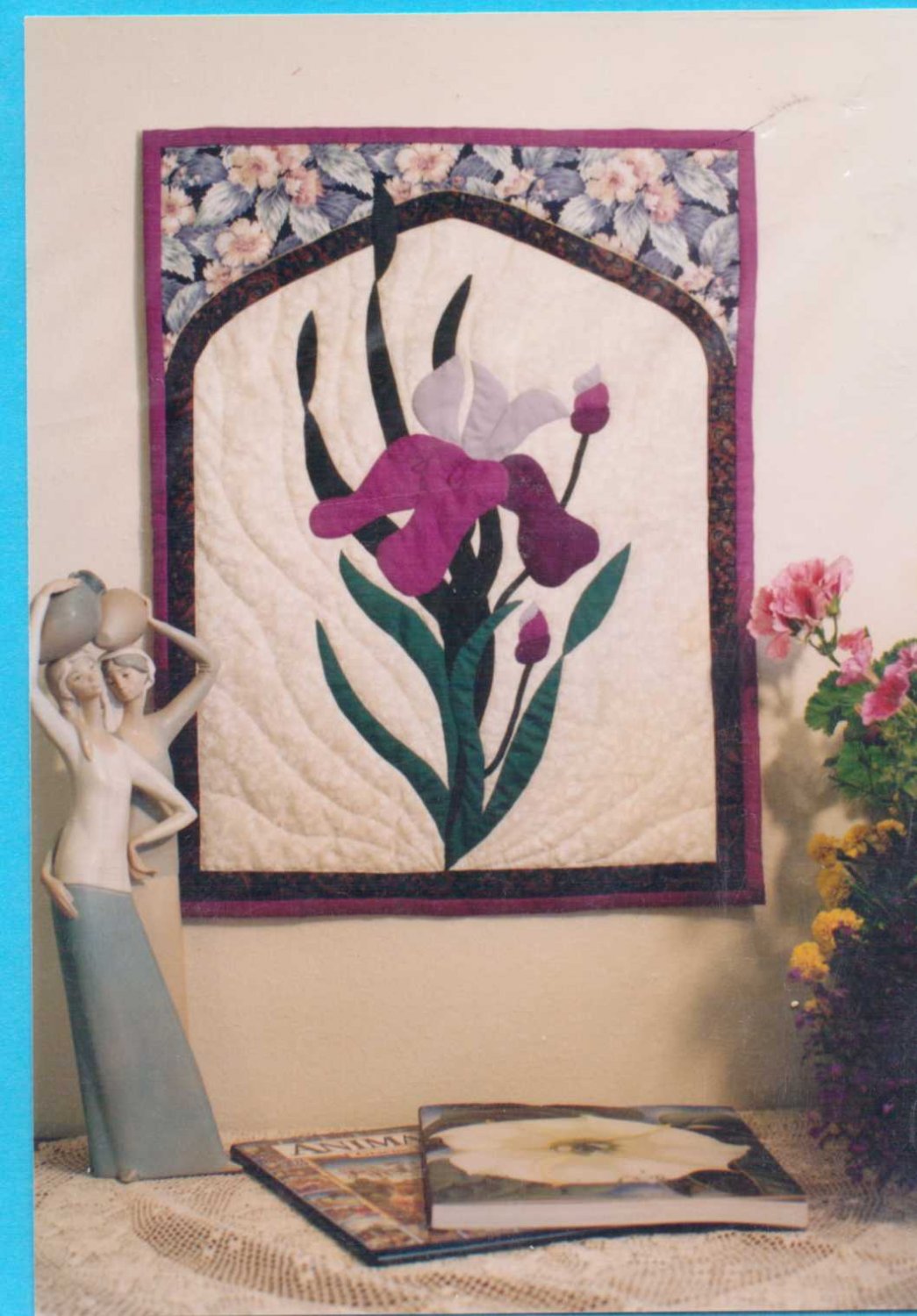 Floral applique wall hanging pattern Iris