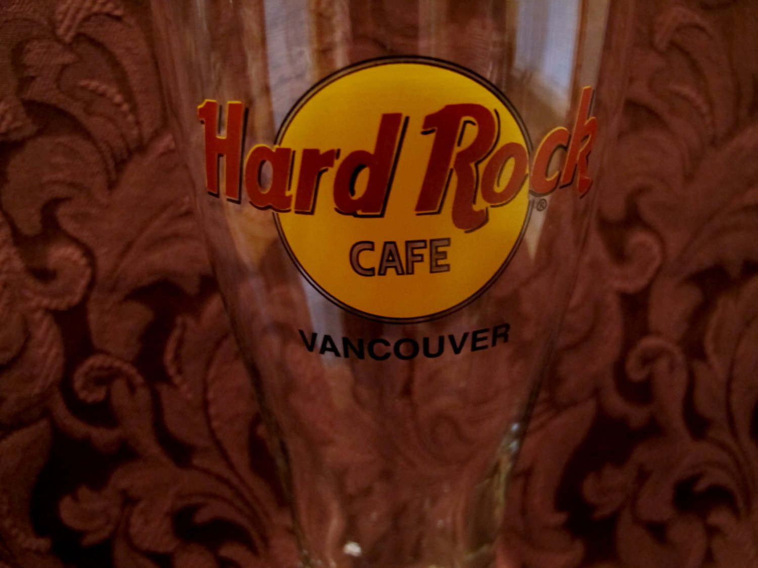 VANCOUVER BC. Hard Rock Cafe Pilsner Glass Souvenir Canada CLOSED Collector