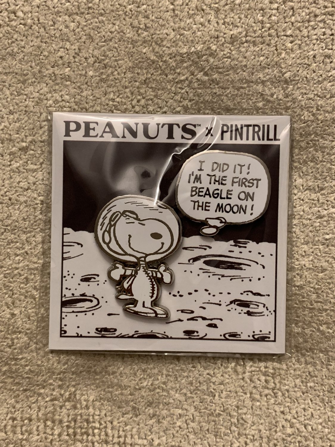 SDCC 2019 Peanuts Snoopy/NASA 50 year celebration Exclusive enamel pin