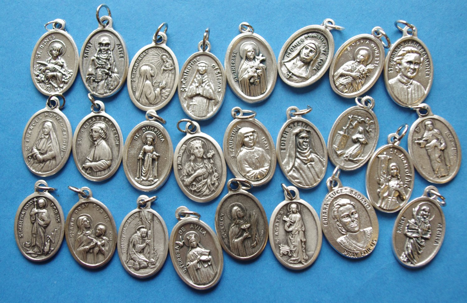 ASSORTMENT OF FEMALE SAINTS MEDALS-pull 1 each of 25 Female Saints ...