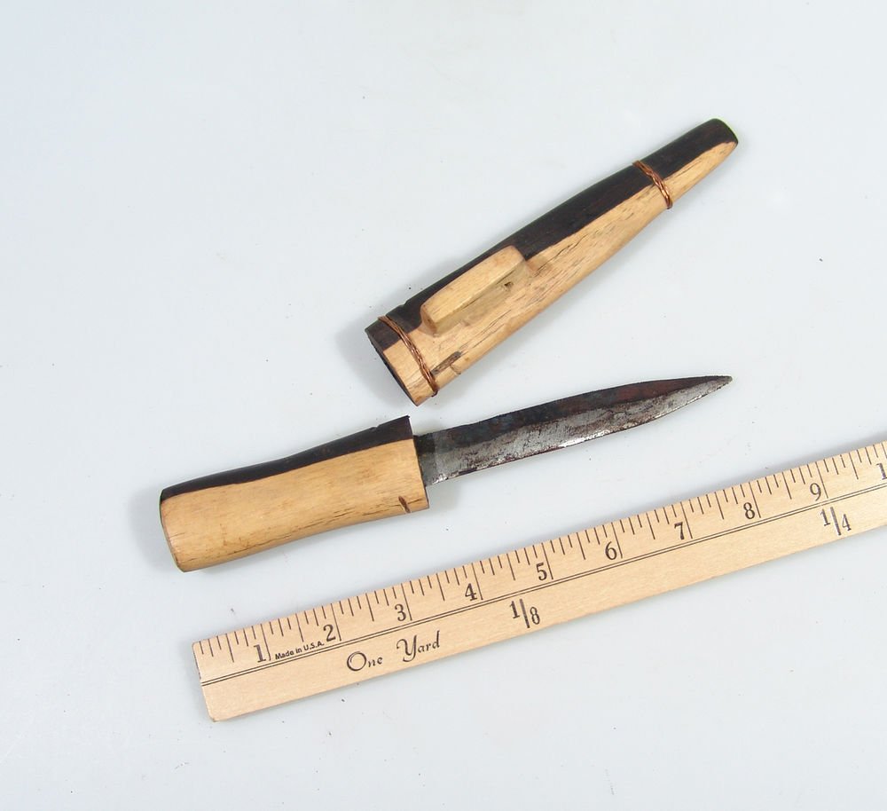 Traditional Zimbabwean Bushman's Hunting Knife! Hand made in Zim