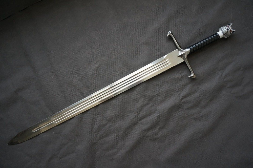 Jon Snow Game of Thrones Longclaw Sword with Wooden Wall Plaque