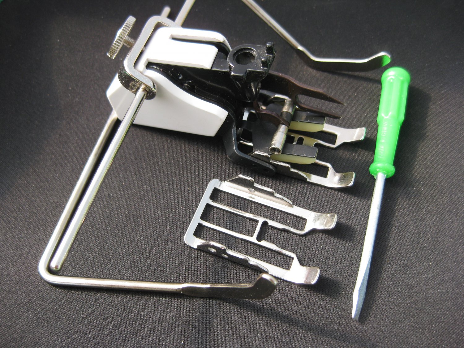 Bernina Walking Foot for Old Style Models 1000 1630