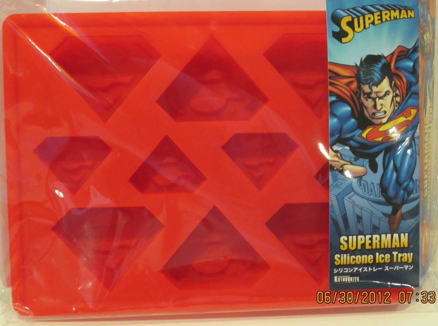Silicone Ice Tray/Mold - Superman - for Ice, Coffee, or Chocolate