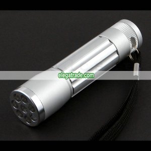 8 Bulb LED Flashlight - Water Resistance