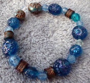 ED Copper and Medium Blue Stretch Bracelet