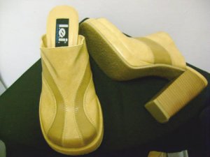 LEI TWO TONE MULE CLOG SHOE HEEL SIZE 8