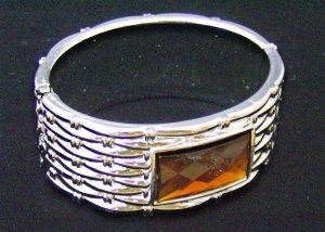 Bracelet Silver with Amber center