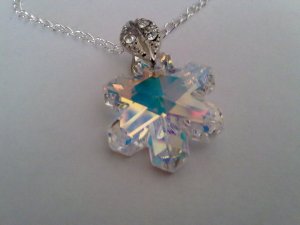 Frosted Snowflake Necklace