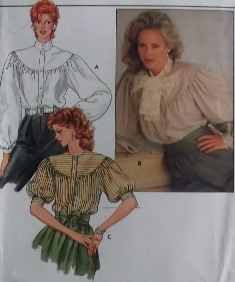 Misses Blouse Butterick 4752 Pattern, Size 8 10 12, UNCUT