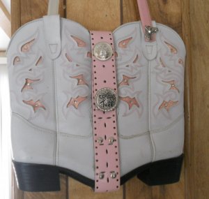 White "Cowgirl Tuff" Boot Purse (AB#16)